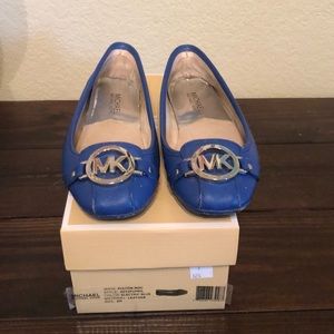 MK Leather flats